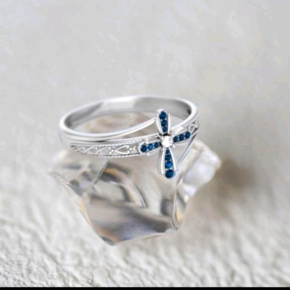 Nib Cross Engraved Ring Size 7 - Picture 5 of 7